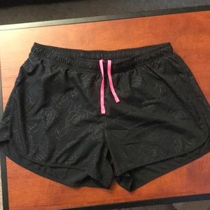 Black Floral Athletic Shorts - Large